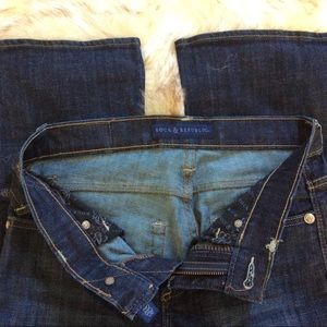 ROCK & REPUBLIC "KASANDRA" BOOT CUT JEANS SIZE 2M